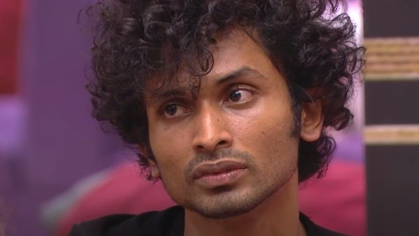 'ഉമ്മച്ചിയെ വേറെ കല്യാണം കഴിക്കാന്‍ സമ്മതിക്കരുത്'; വാപ്പച്ചി സന്തോഷത്തെക്കുറിച്ച് പറഞ്ഞതോര്‍ത്ത് ബ്ലെസ്ലി