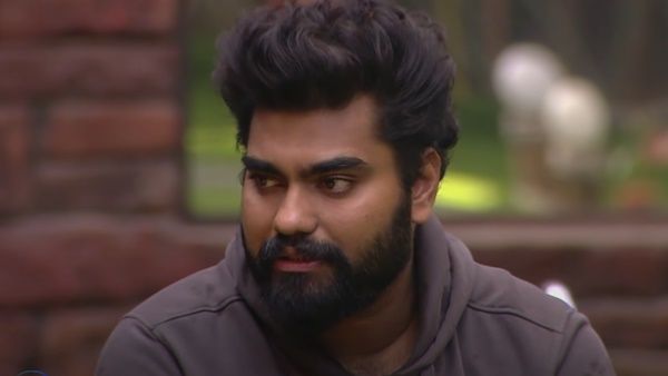 ഡോക്ടറിന്റെ അച്ഛനെ പറഞ്ഞ് ജാസ്മിന്‍, പോകുന്നതിന് മുന്‍പ് അതേ നാണയത്തില്‍ മറുപടി നല്‍കി റോബിന്‍