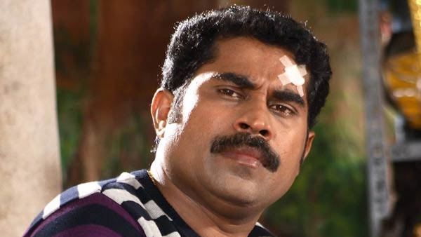സുരാജ് വിളിച്ച റോങ് നമ്പറും, കല്യാണം ആലോചിച്ചപ്പോള്‍ നമ്പര്‍ മാറ്റേണ്ടി വന്ന അവസ്ഥയും; കഥയിങ്ങനെ