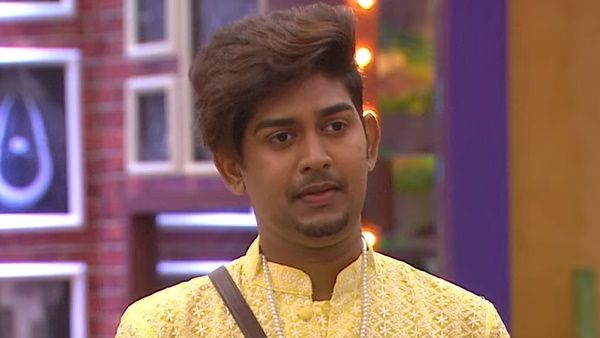 പെണ്ണൻ, ചാന്തുപൊട്ട്, റിയാസിൻ്റെ വിളിപ്പേരുകളിങ്ങനെ; താരത്തിനെതിരെയുള്ള സൈബർ ആക്രമണത്തിൽ മനംനൊന്ത് സുഹൃത്ത്