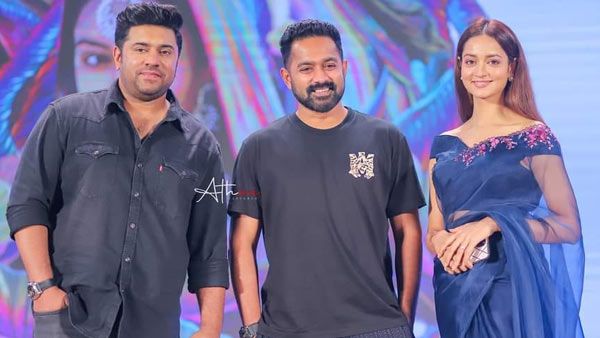 സിനിമാ പാരമ്പര്യമില്ലാതെ വന്ന് ഇഷ്ടം പിടിച്ചു പറ്റാന്‍ പറ്റിയിട്ടുണ്ടെങ്കില്‍ അതില്‍ കൂടുതല്‍ എന്ത് വേണം!