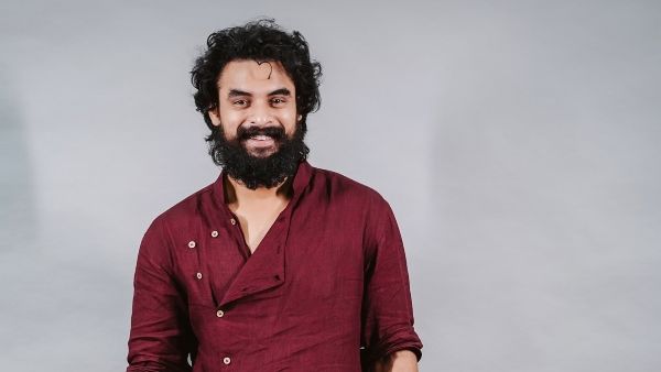 'പ്രൊഡ്യൂസറെ വിളിച്ച് നിങ്ങൾ ഓക്കെ അല്ലേ എന്ന് ചോദിക്കും, അതനുസരിച്ചുള്ള ശമ്പളമേ വാങ്ങാറുള്ളൂ'; ടൊവിനോ