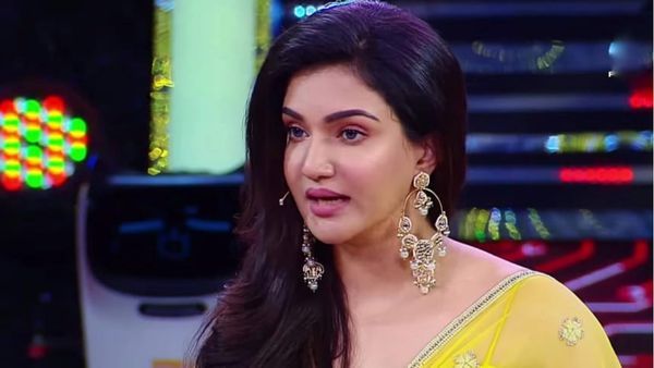 ഇന്റിമേറ്റ് രംഗം 'ഇതുകൂടി ഉണ്ട്' എന്ന രീതിയിൽ പ്രൊമോഷന് ഉപയോഗിച്ചു; അത് വിഷമിപ്പിച്ചു: ഹണി റോസ്