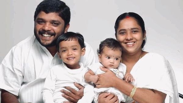 അപ്പന് അമ്പത്തിരണ്ടാം വയസിലാണ് ഞാനുണ്ടാവുന്നത്, അമ്മയ്ക്ക് 42 വയസും! ജനനത്തെ കുറിച്ച് ജോണി ആന്റണി