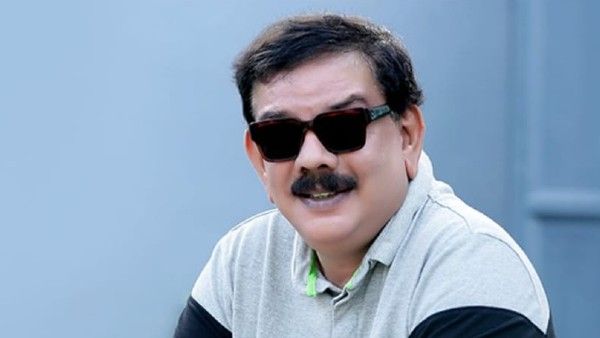 ഡ്യൂപ്പ് ആയ സ്ത്രീയുടെ ഭർത്താവ് പ്രിയദർശനോട് ചൂടായി; പ്രിയന് പറ്റിയ അബദ്ധം; പടയോട്ടത്തിൽ സംഭവിച്ചത്