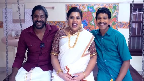 രണ്ട് ഭർത്താക്കന്മാർ‌ക്കൊപ്പം സെറ്റിൽ വെച്ച് സ്നേഹയുടെ ഒമ്പതാം മാസത്തിലെ ചടങ്ങ്, ആഘോഷമാക്കി സഹപ്രവർത്തകർ!