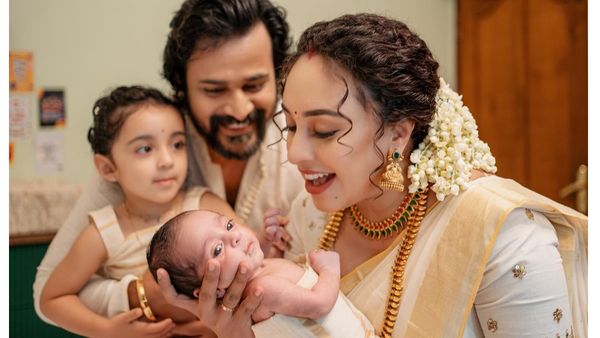 കുഞ്ഞിന്റെ മുഖവും പേരും വെളിപ്പെടുത്തി പേളി! നിലയുടെ പേരിനോട് സാമ്യമുള്ള മറ്റൊരു പേരുമായി താരദമ്പതിമാര്‍