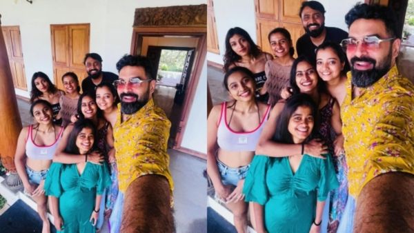 മൈ ലൈഫ് മൈ റൂൾ‌സ്... ഹനാൻ അടക്കമുള്ള സുന്ദരിമാർക്കൊപ്പം ഗോപി സുന്ദറിന്റെ സെൽഫി, കമന്റ് ബോക്സിൽ പരിഹാസം!