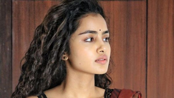 എന്നും നിന്നെ സ്നേഹിക്കും, ലോകത്തിലെ ഏറ്റവും വലിയ നുണ; ഓടിക്കോ...; തുറന്ന് പറഞ്ഞ് അനുപമ പരമേശ്വരൻ