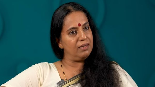 'ദാമ്പത്യത്തിൽ ഇരിക്കെ തന്നെ അസാധ്യമായ ഒരു പ്രണയം ഞാൻ അനുഭവിച്ചു, രണ്ടാം ഭാര്യയെ ഉമ്മ വെച്ചു ഹ​ഗ് ചെയ്തു'