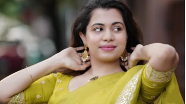 നായര്‍ സദ്യ കഴിച്ചെന്നോ? പുതിയ തലമുറയിലുള്ള ദിയയും ഇങ്ങനെ പറയാമോ? താരപുത്രിയെ ഉപദേശിച്ച് ആരാധകര്‍