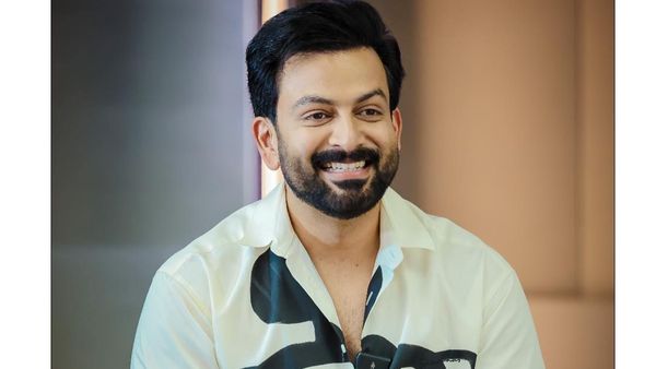 മോഹന്‍ലാലിന് പകരം ഷാരൂഖ് ഖാനായിരിക്കും ലൂസിഫറിലെ നായകന്‍! ഹിന്ദിയില്‍ ചിത്രമെത്തുമോ? പൃഥ്വിരാജിന്റെ മറുപടി