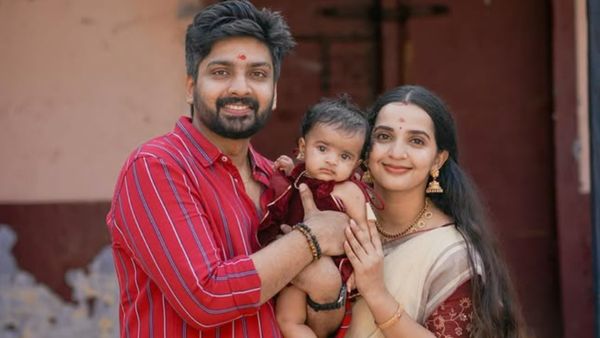 പ്രസവശേഷം വണ്ണം കുറയ്ക്കാൻ വ്യായാമം ചെയ്തിട്ടില്ലെന്ന് മാളവിക, നടി നുണ പറഞ്ഞ് പറ്റിക്കുന്നുവെന്ന് പ്രേക്ഷകർ!