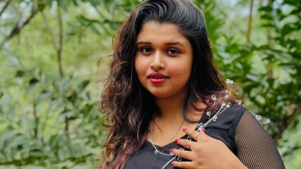 കാമുകന്റെ വീട്ടിലെത്തി പ്രശ്നം, അവന്റെ അമ്മ മരിച്ചതിന് ഞാനാണ് കാരണമെന്ന് പറഞ്ഞു: ഏയ്ഞ്ചലിൻ മരിയ