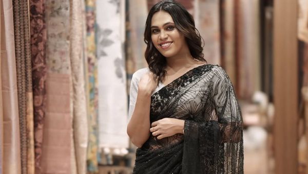 പ്ലാസ്റ്റിക് സർജറിയുടെ അങ്ങേയറ്റം, ഞങ്ങളാണെങ്കിൽ...,തായ്ലന്റിൽ ലേഡി ബോയ്സിനോ‌ട് സംസാരിച്ചപ്പോൾ: നാദിറ മെഹ്റിൻ