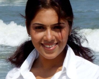 ~~அரைகுறை~~க்கு பாரதி ஸாரி!