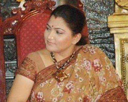 கடவுளை அவமதித்ததாக குஷ்பு மீது இந்து முன்னணி வழக்கு