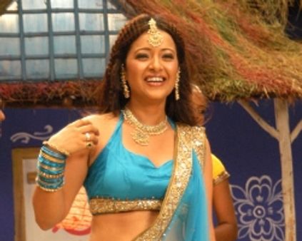 ரீமா முத்தம்.. கார்த்தி வெட்கம்