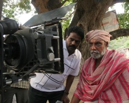 மக்களுக்காக ஒன்பது ரூபாய் நோட்டு!