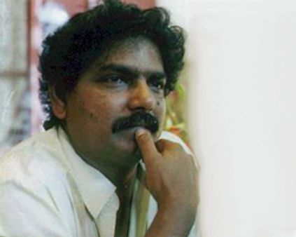 மயங்கி விழுந்த அகத்தியன்!