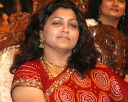 நிபந்தனைகள் ரத்து: குஷ்பு கோரிக்கை