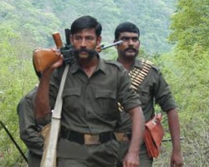 வீரப்பன் வாழ்க்கை மர்மத்தை அவிழ்க்கும் சந்தனக்காடு!