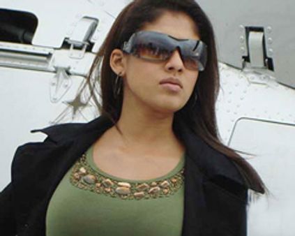 நயனதாரா இனி ~~கோடீஸ்வரி~~