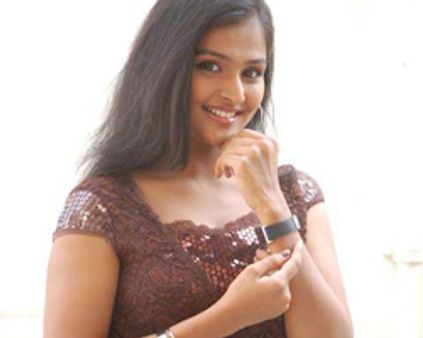 சேரனி்ன் 5 ஜோடிகள்!!!!!