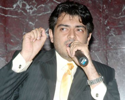 அஜீத்தின் ரீமேக் மோகம்