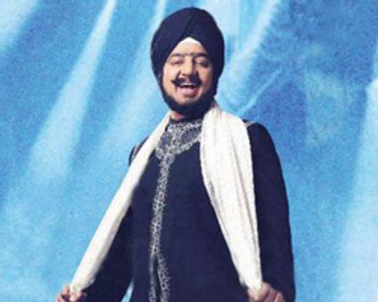 தசாவதாரத்தில் 8 அடி மனிதன்!