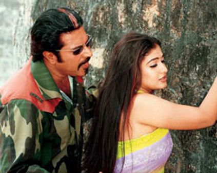 மம்மூட்டிக்கு அடியா?