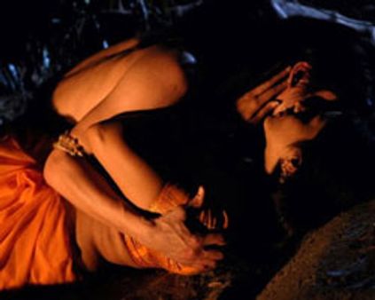 ~~மகா வில்லங்க~~ ரோலில் நமீதா!