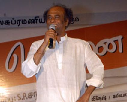 ~~இயந்திரனா~~, ~~இயந்திராவா~~?