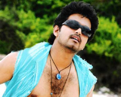 குருவி படத்தில் விஜய் ராப் டான்ஸ் ஆடியுள்ளாராம்.