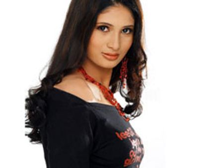 ~~அக்கு~~ ஜோடியின் புது குண்டு!