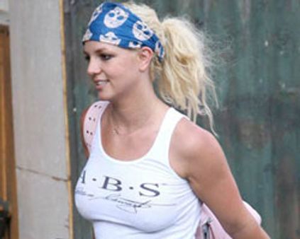 கிப்சன்.. பிரிட்னி.. விருந்து!