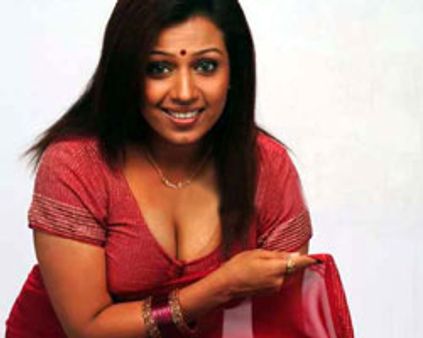 விசா மோசடியில் மோகன்பாபு - புளோரா போடும் குண்டு!!