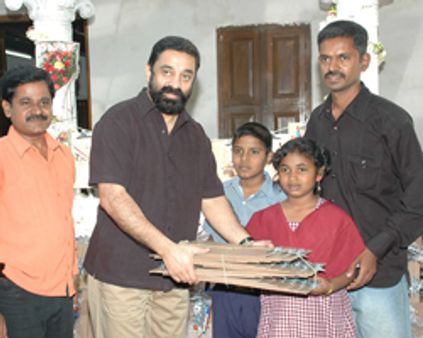 மாணவர்களின் ~~நாயகன்~~ கமல்!