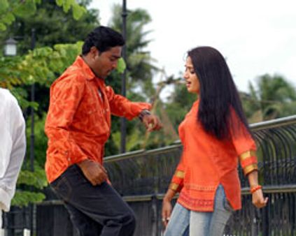 பிச்சிக்கிட்டு ஓடும் பிரசன்னா!