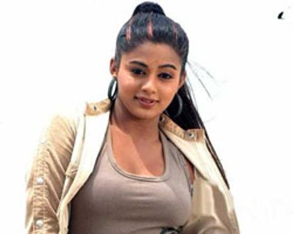 தவிக்கும் பிரியா மணி