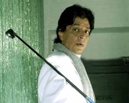 ~~வில்லன் இலக்கணத்தை~~ மாற்றிய ரகு!