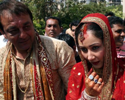 சஞ்சய் தத் சிக்கல் தீருமா?