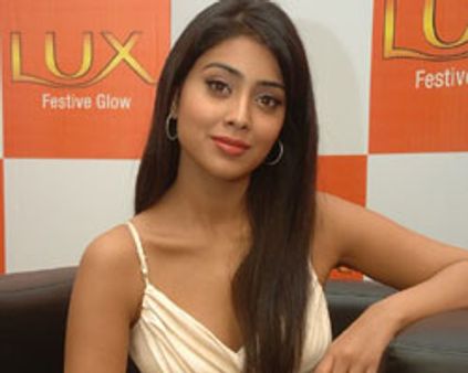 ஷ்ரியாவின் ~~ரிட்டர்ன்~~ சபதம்!