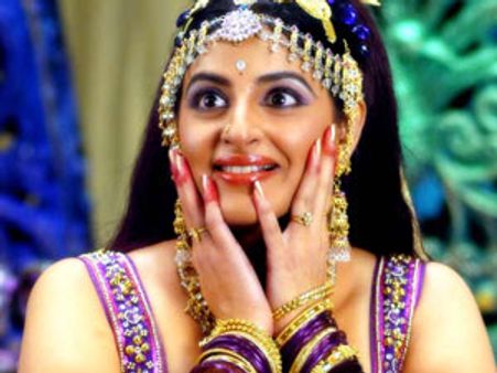 ~~மோகினியி~~ல் யாமினி!