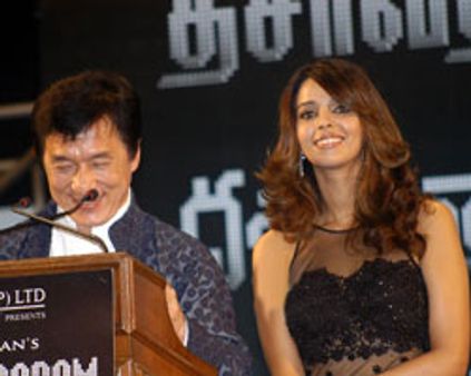 இந்திய தண்ணீரை புறக்கணித்தேனா?: ஜாக்கி சான்