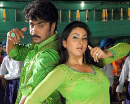 சுந்தருக்கு இரண்டு ~~இடி~~!!