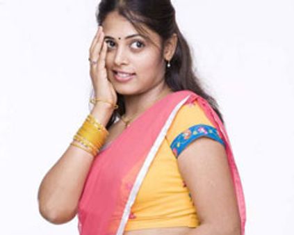 சிந்து மேனனின் ~~ஈரம்~~