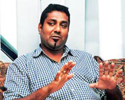 பிரபாகரன் படச் சுருள்: பெரீஸிடம் தர ஜெமினி லேப் மறுப்பு