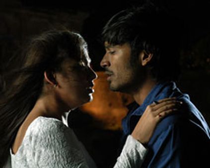 சந்தோஷ் - மோகினி மோதல்!