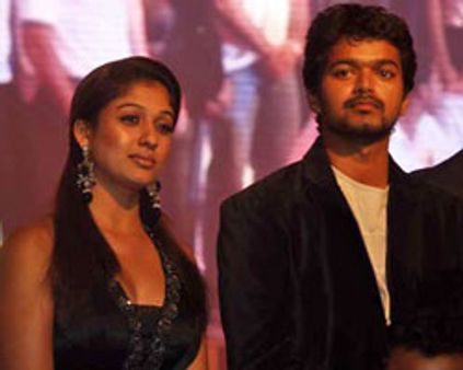 ~~சூப்பர் கிங்ஸ்~~-கழற்றிவிடப்பட்ட நயனதாரா!